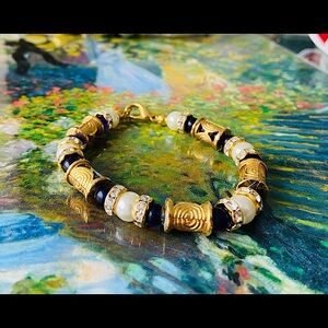 Greco-Roman bead bracelet